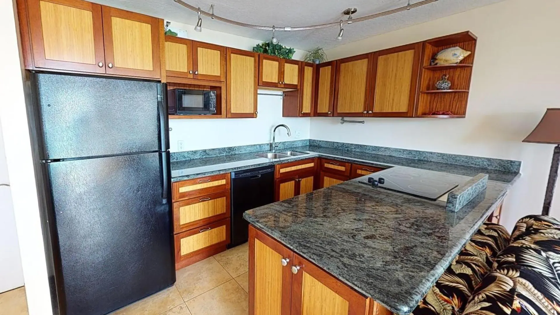 36Th-Floor Oceanview Suite--Full Kitchen, Stylish Comfort & Great Value Honolulu 0*,